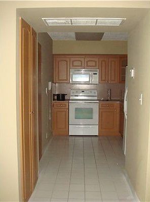2nd image of 3300 NE 191st St APT 317