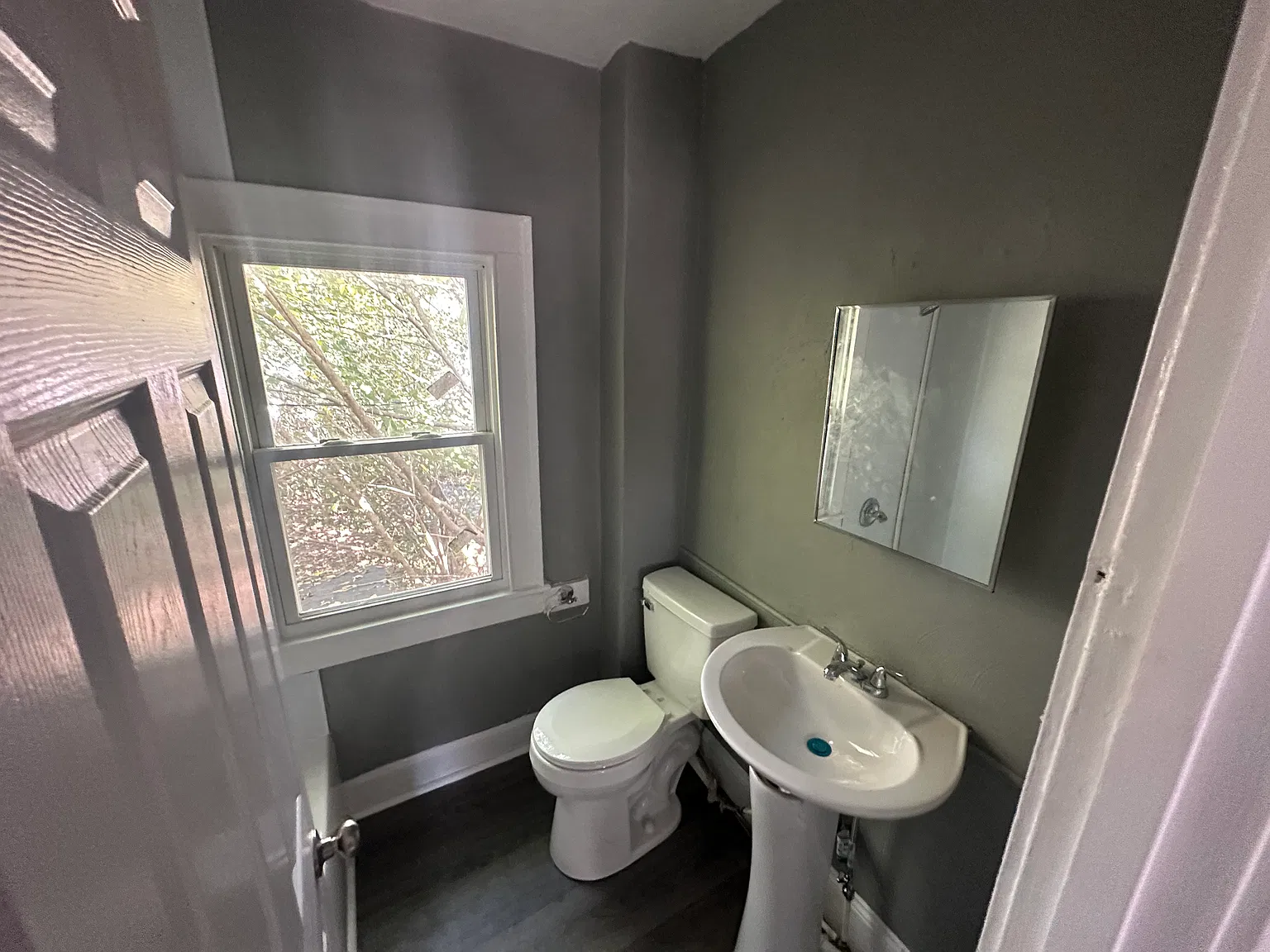 3 bed, 1156 sqft, $1,585 — Photo 3