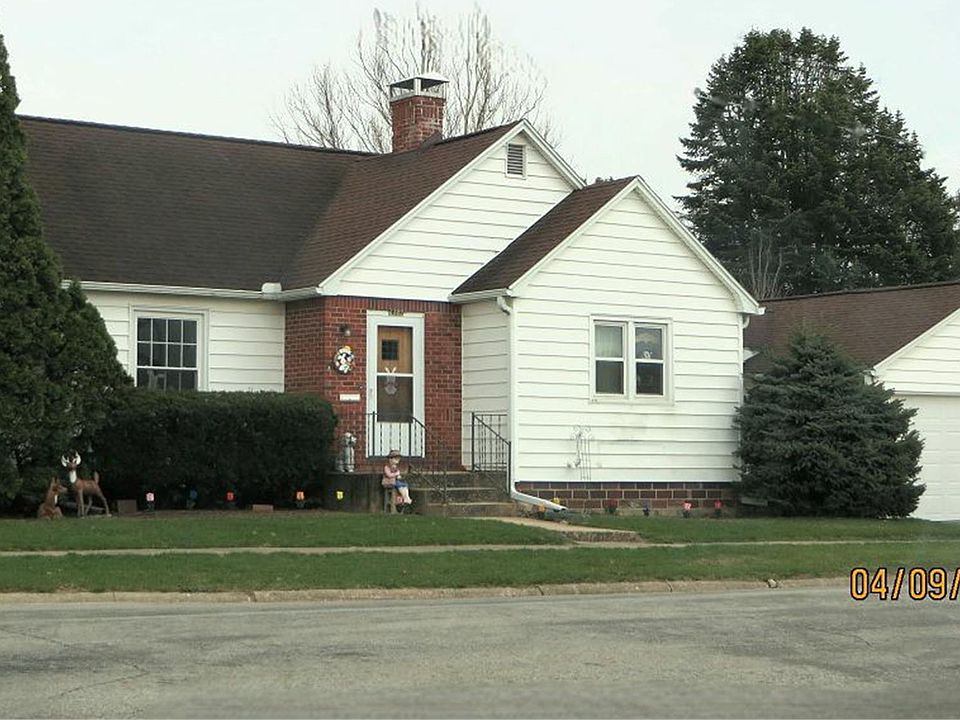 1st image of 1102 F Ave