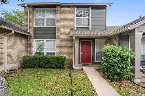 1015 E Yager Ln Photo 1