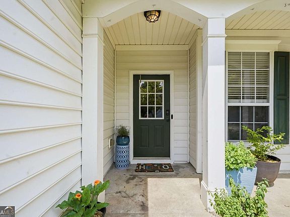 3rd image of 406 Cobalt Valley Ln