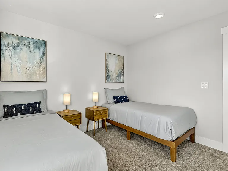 12705 SW Pyramid Ter — Photo 7