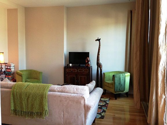 3rd image of 158 Circular St #5