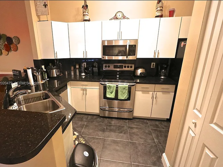 4602 SW 160th Ave #533 — Photo 4