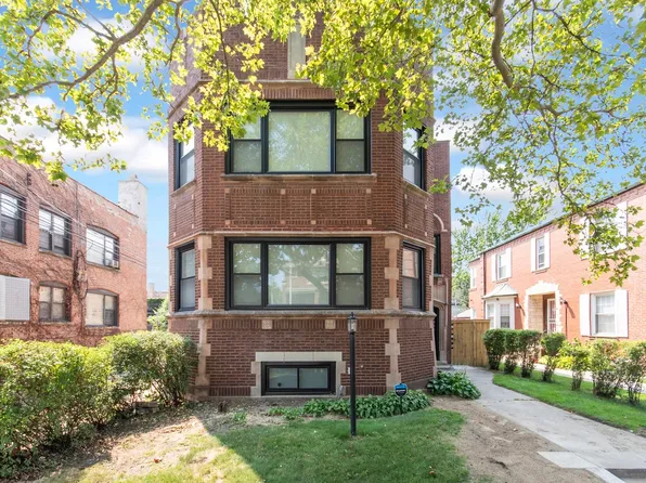 7446 S Luella Ave Unit 2, Chicago, IL 60649