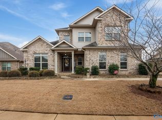 17 Walnut Cove Blvd SW, Huntsville, AL 35824