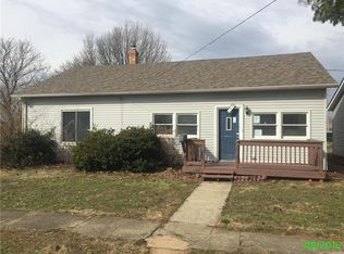 708 S Madison St, Gillespie, IL 62033