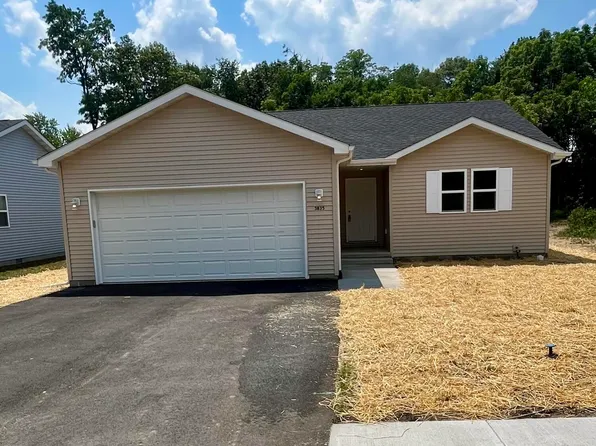 3835 Schneider St, Lake Station, IN 46405