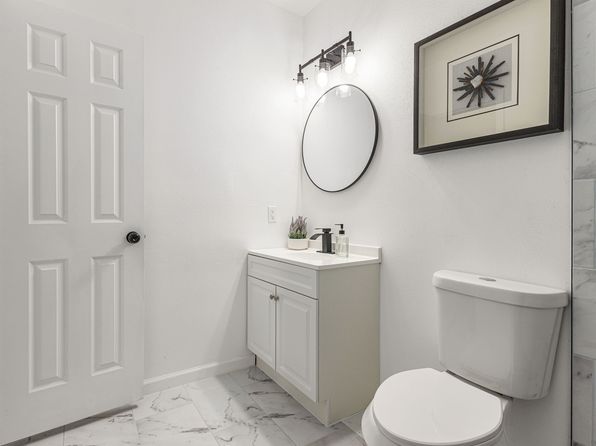 Additional property image - 1203 S Waverly Dr, Dallas, TX 75208
