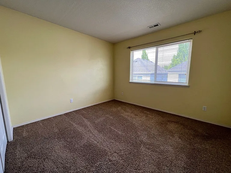 16895 NW Oak Creek Dr — Photo 12