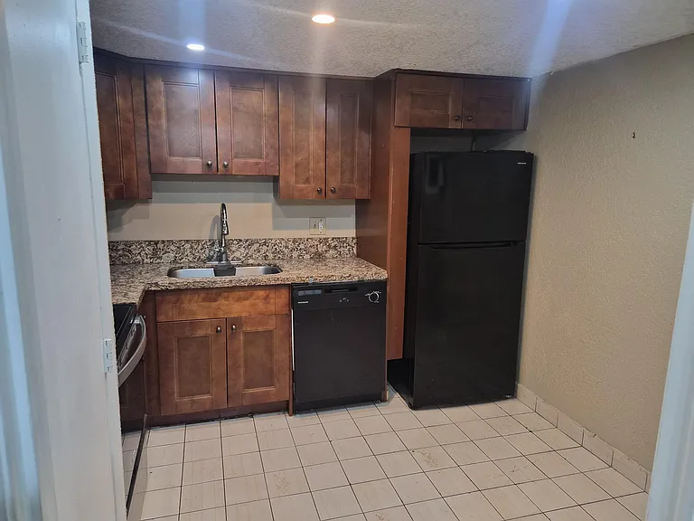 4166 Inverrary Dr #403 — Photo 10