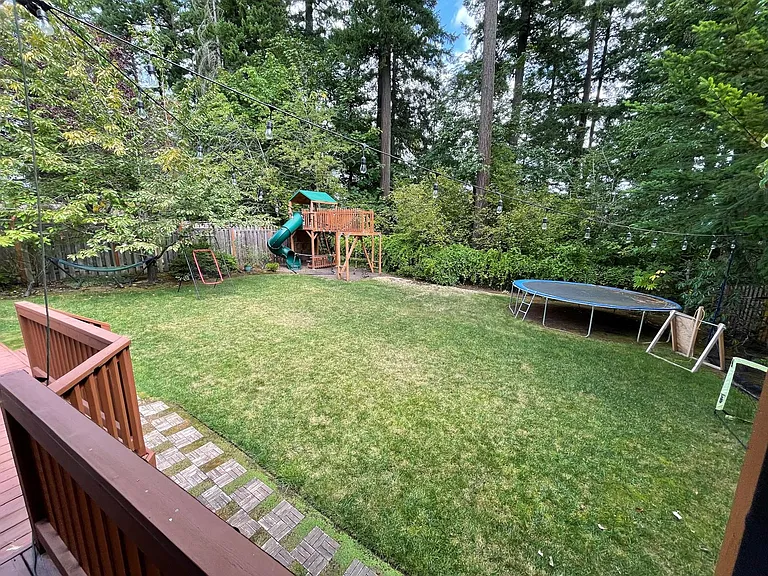 11920 SW Finch St — Photo 42