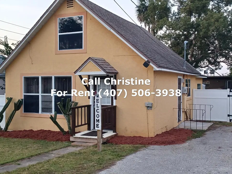 105 E Lemon Ave