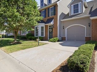 5425 Creek Heights Dr, Midlothian, VA 23112
