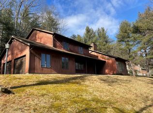 5 Greenridge Dr, Painted Post, NY 14870