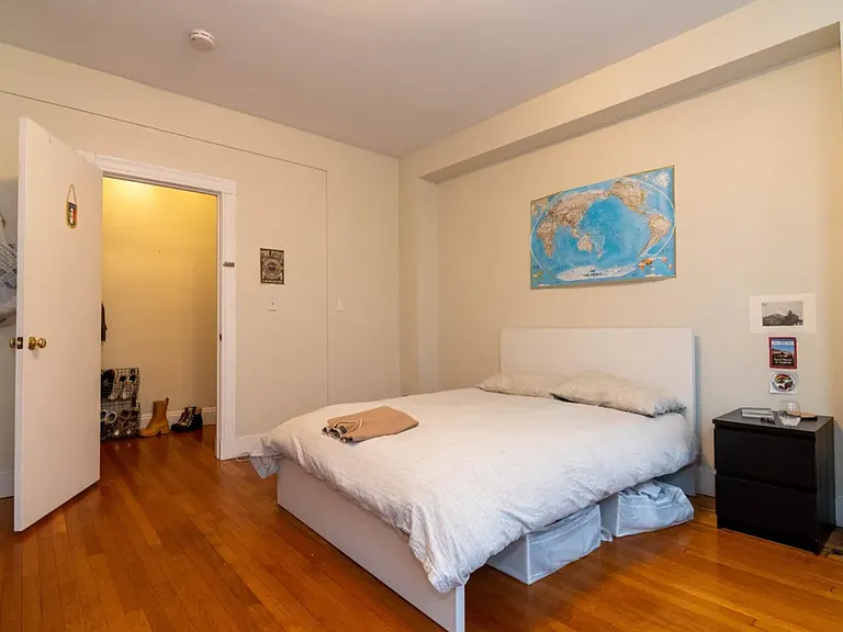 9 James St #3 — Photo 4