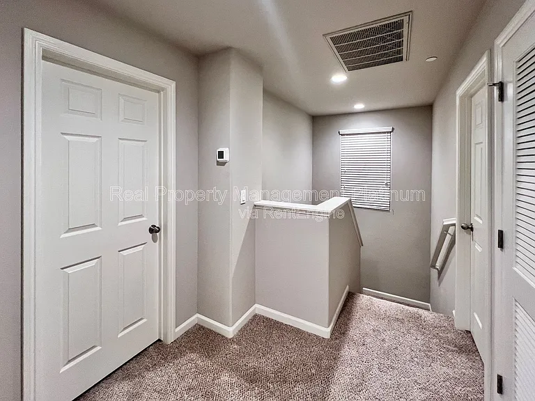 1535 Zenith Point — Photo 8