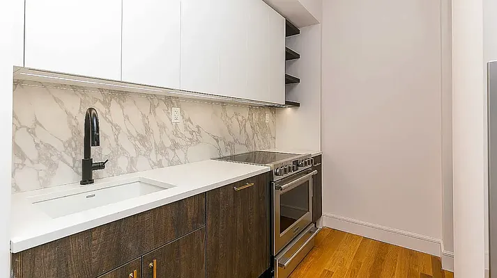 Kitchen, photo 1