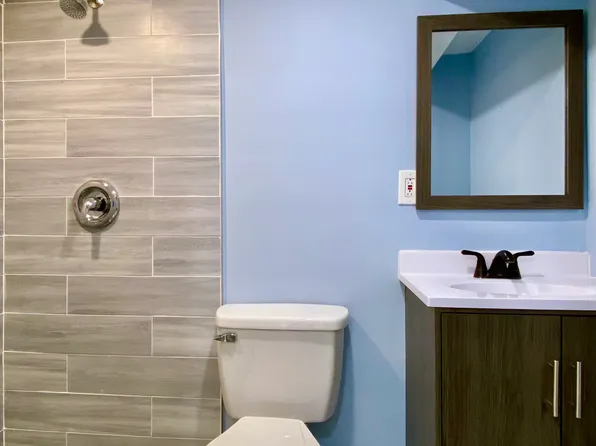 928 East 26th Street image 13 of 24