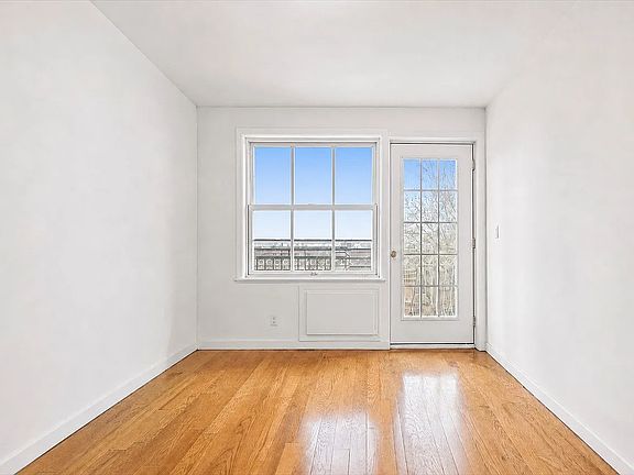 2nd image of 420 42nd St APT 3F