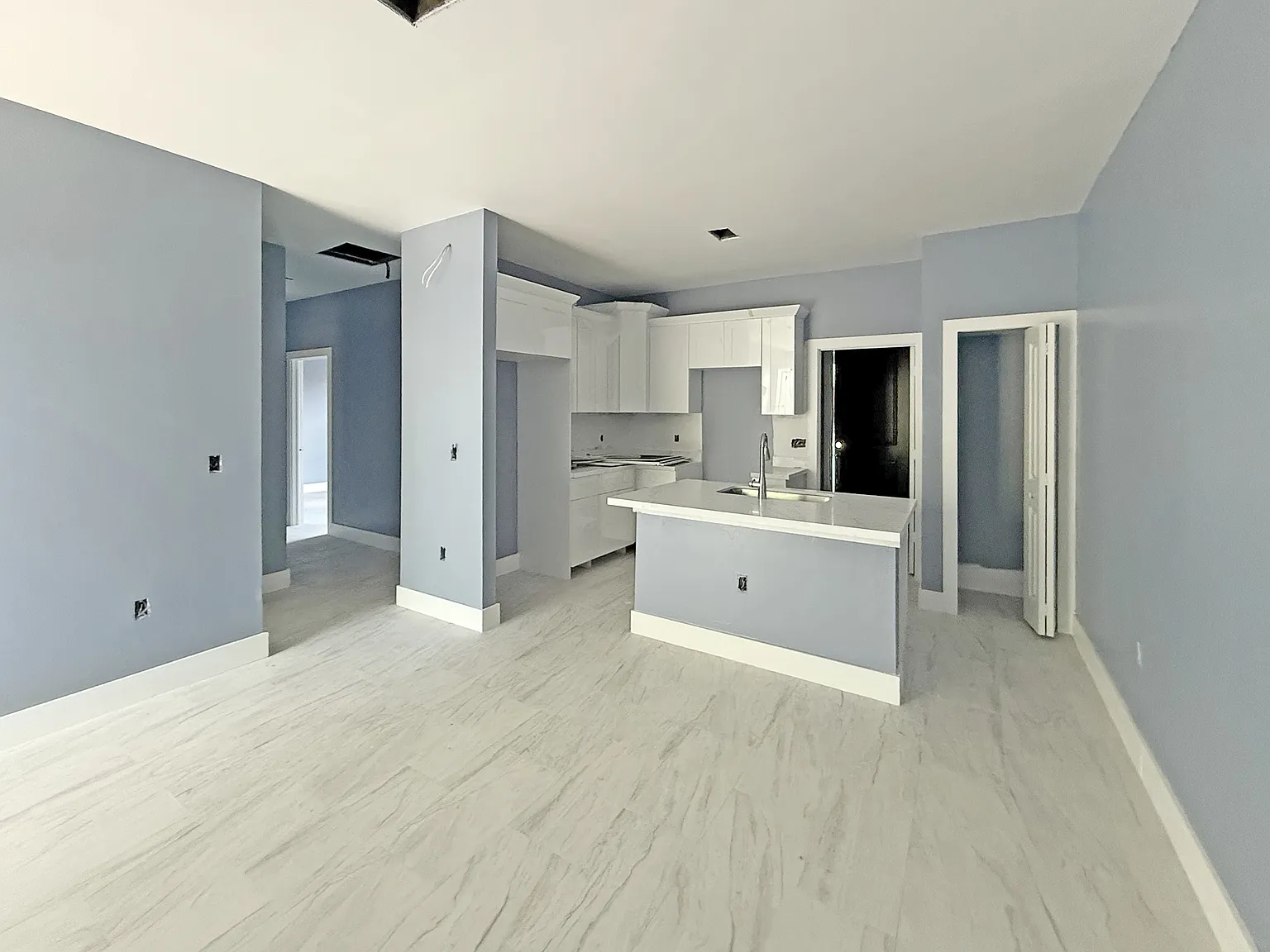 2103 French Street - 1 — Photo 2