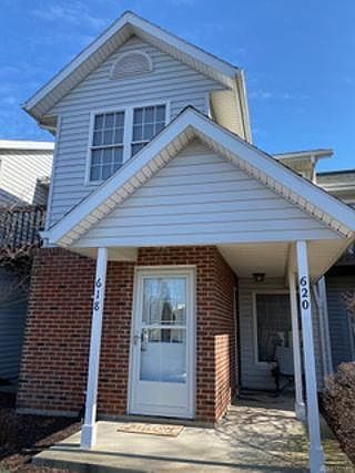 1st image of 618 Thornburg Pl