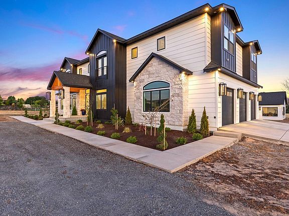 2nd image of 160 Serenity Ln
