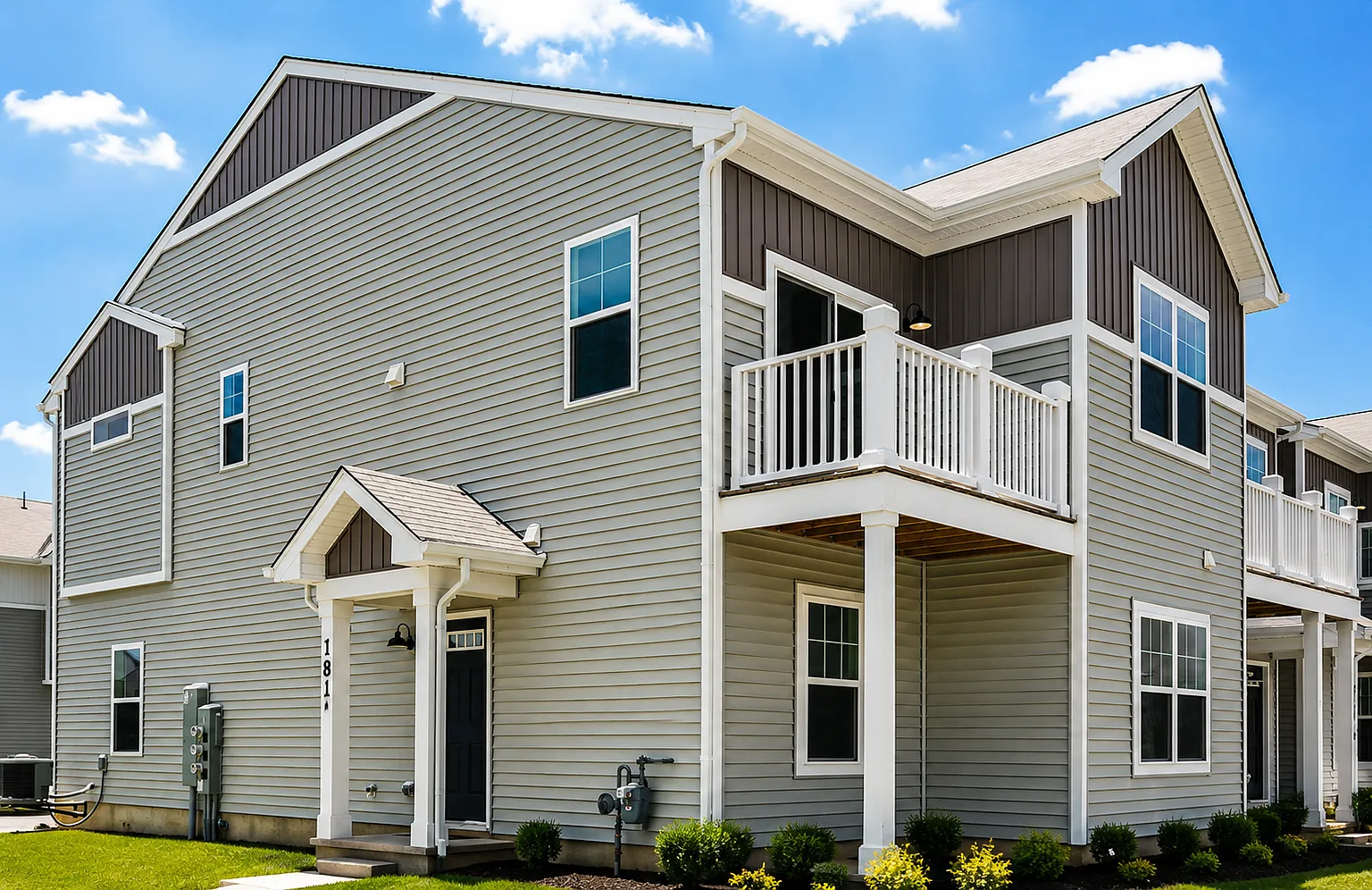 3 bed, 1577 sqft, $2,950 — Photo 1
