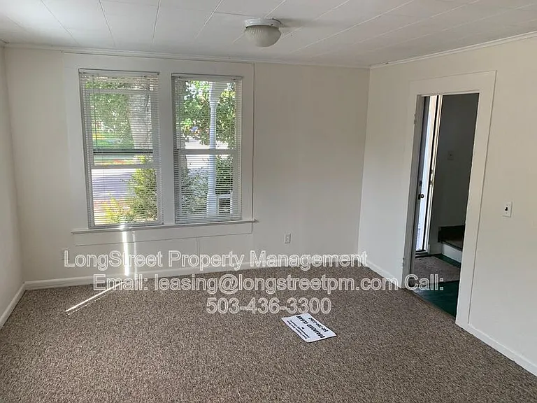 950 SW Jefferson Ave — Photo 6