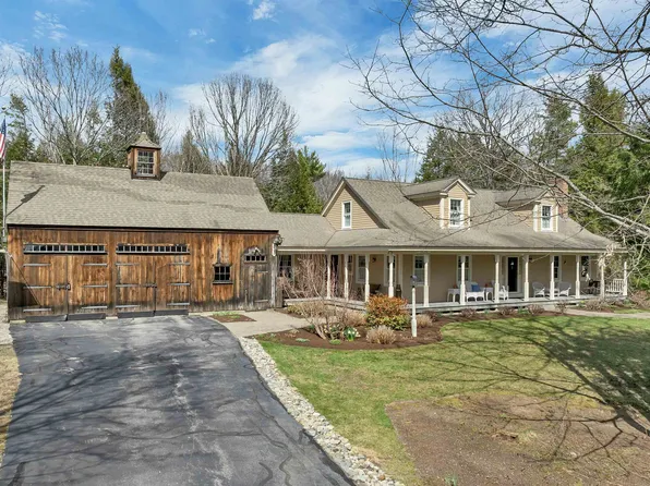 1 River Heights Road, Tuftonboro, NH 03816