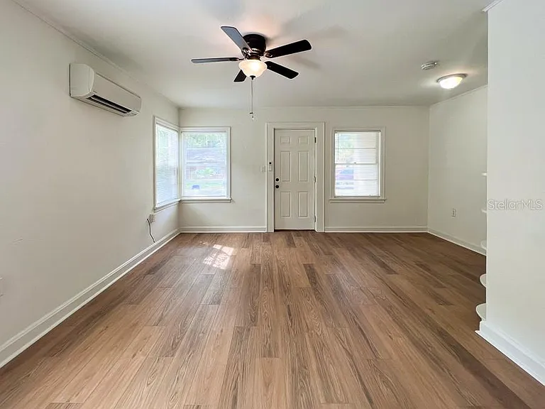1122 NW 4th Ave — Photo 10