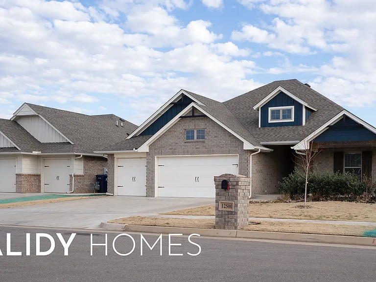 12500 Elba Dr — Photo 2