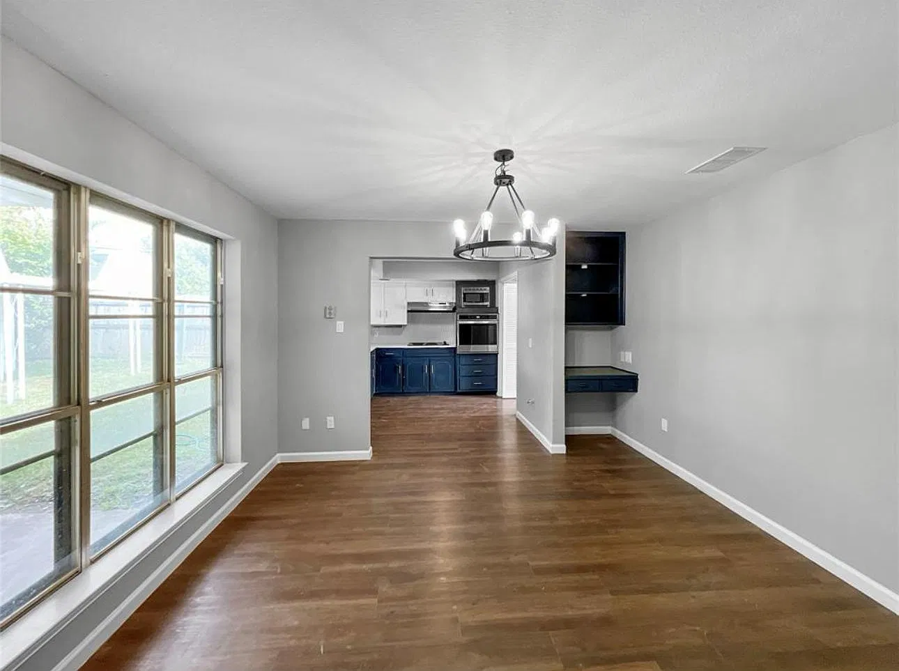 3 bed, 1523 sqft, $2,100 — Photo 4