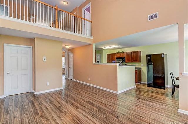 1st image of 213 Otman Ct