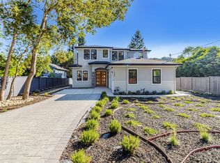 1066 Larch Ave, Moraga, CA