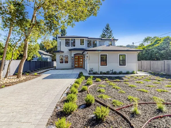 1066 Larch Ave, Moraga, CA 94556