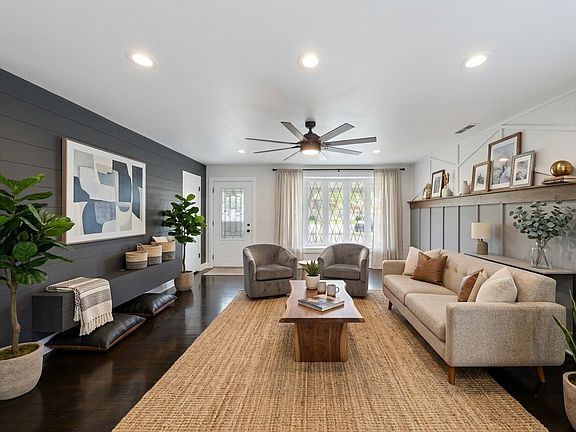 4th image of 13000 Crescent Ct