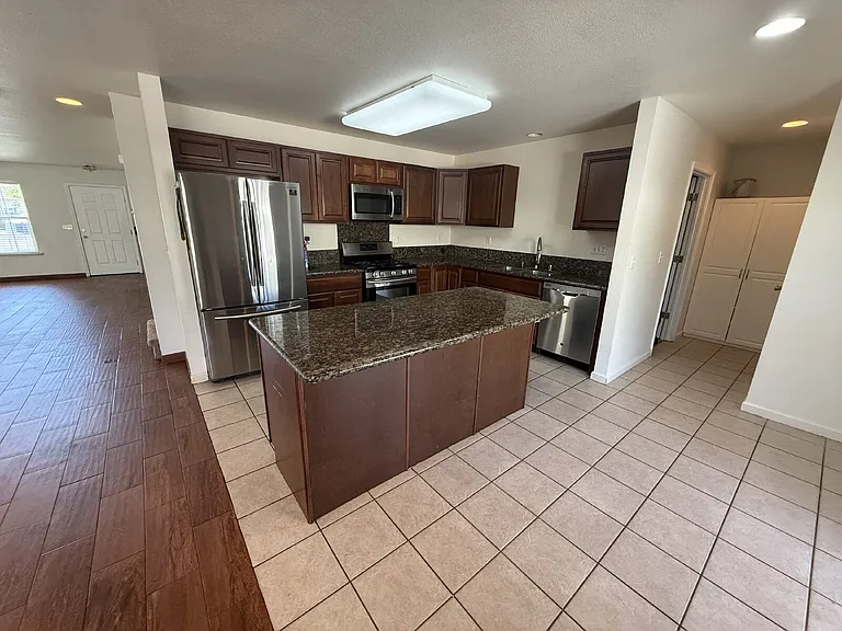 344 Citadel Ave — Photo 12