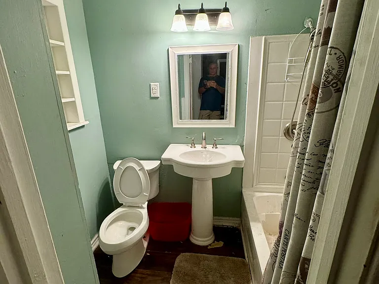 1505 Lynn St — Photo 9