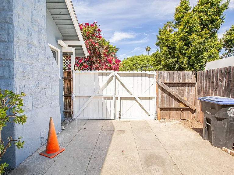 1170 Sonora Ave — Photo 68