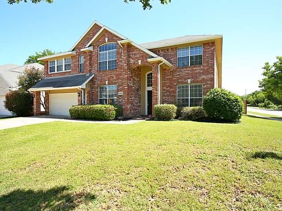 2nd image of 2857 Trent Ct