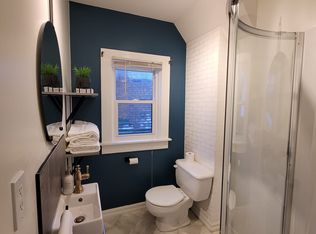 180 Weber St E #C, Kitchener, ON N2H 1E4