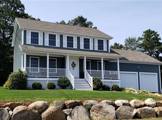 27 Old North Rd, Coventry, RI 02816