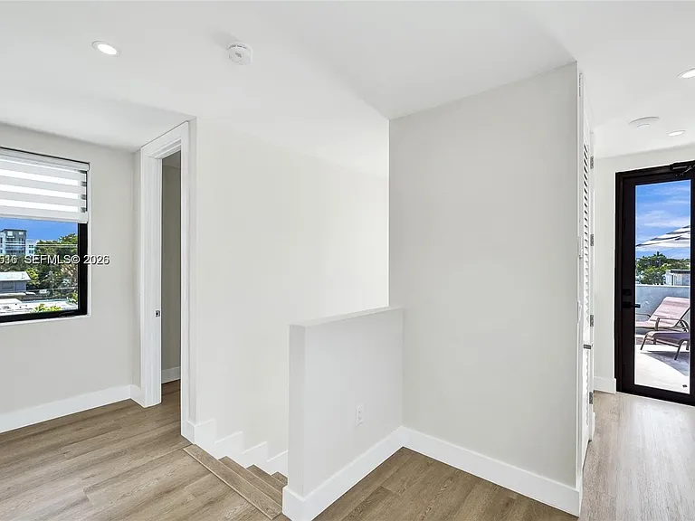 1617 NE 11th St #Townhouse 1 — Photo 32