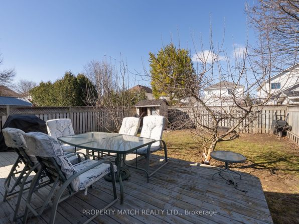 508 Hartgrove Ln, Oshawa, ON L1K 2N3