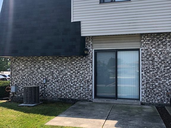 3rd image of 16239 85th Ave APT 4