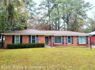 30 E Welwood Dr, Savannah, GA 31419