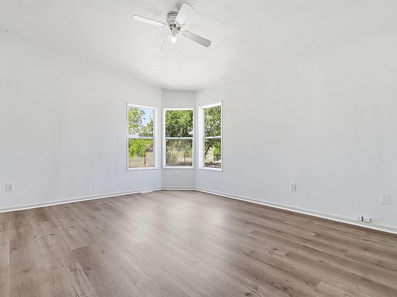 4th image of 75 Romero Rd