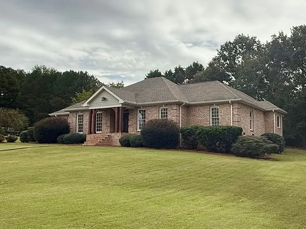 210 Valley Brook Dr SE, Rome, GA 30161