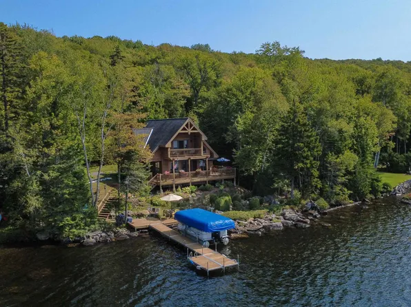 1320 Peacham Pond Road, Peacham, VT 05862